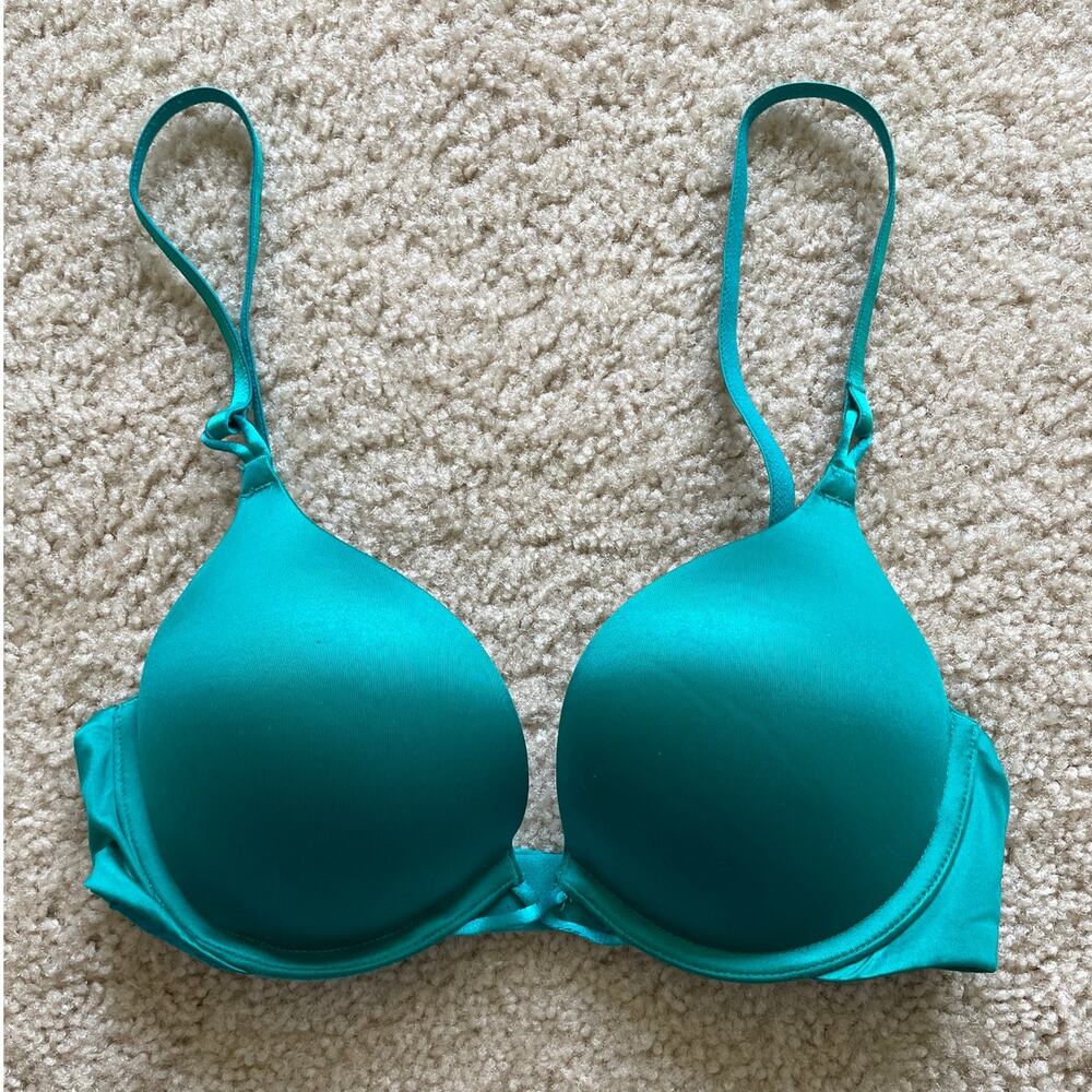 Teal Victoria's Secret Bombshell Bra 32B